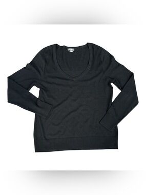 Black V-Neck Sweater - Unknown Brand